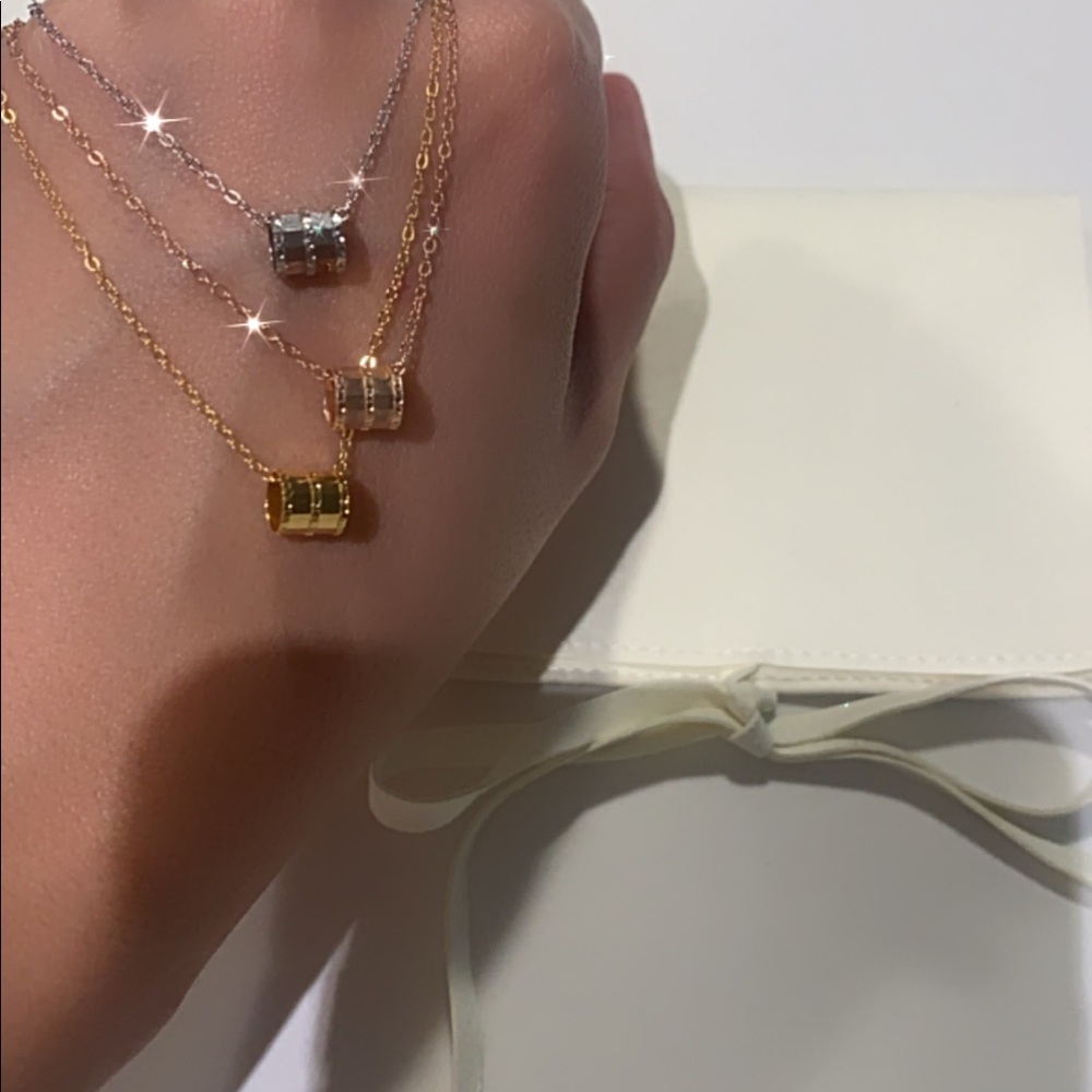 Dainty sterling silver 925 necklace